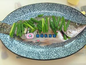 The practice measure of fish of steamed sweet-scented osmanthus 6