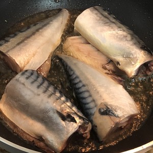 The practice measure that spends a fish without the blueness of braise in soy sauce of smelling of fish 2