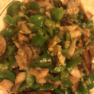 Green pepper fire bakes practice measure of the fish 4