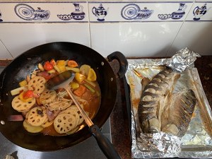 残酷な突風の塩焼きの魚のグリル 魚を探る魚（オーブンはシンプルで簡単な版）練習法6 