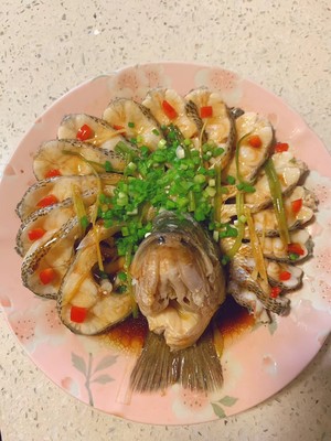 The daily life of a family is delicate, fish of spread its tail (steamed weever) practice measure 6
