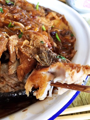 The practice measure of the northeast bighead noodles made from bean or sweet potato starch that stew 14