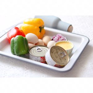 The practice measure of boat of any of several hot spice plants of colour of egg of the tuna that bake 1