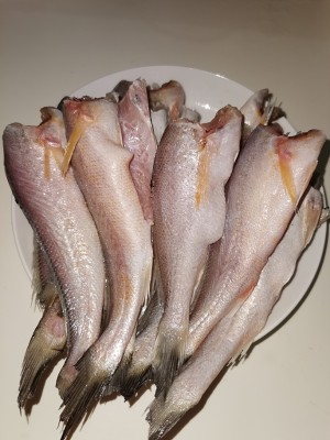 The practice measure of fish of small impurities of braise in soy sauce 3