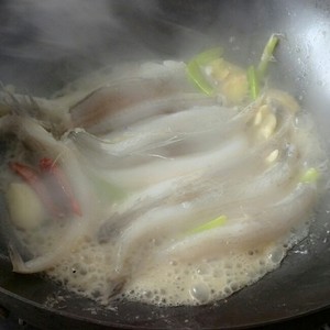 The practice measure of Bombay duck of braise in soy sauce 3