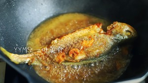The practice measure of yellow croaker of braise in soy sauce 7