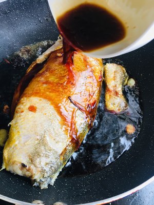 Yellow croaker of braise in soy sauce helps simple practice move extremely 4