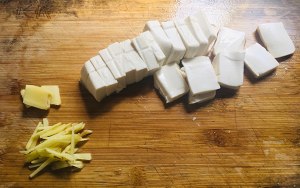 The practice measure of soup of bean curd of yellow bone fish 2