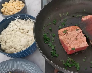 The practice measure that rice of cauliflower of 3 article fish fries a meal 2