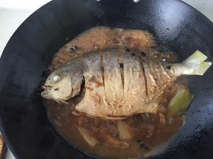 The practice measure of fish of braise in soy sauce of the daily life of a family 4