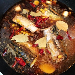 The practice measure that spends a fish without the blueness of braise in soy sauce of smelling of fish 10
