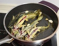 The practice measure that braise in soy sauce holds stickleback high 3