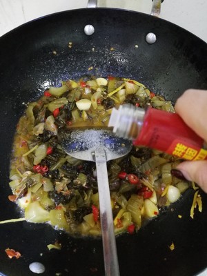 The practice measure of fish of pickled Chinese cabbage 8