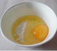 The practice measure of fish of Chinese toon of crackling of a condiment made of roast prickly ash and salt 3