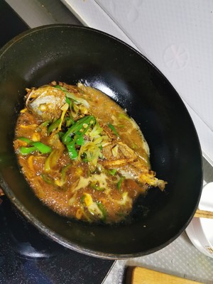 The practice measure of yellow croaker of braise in soy sauce 6