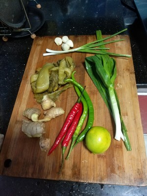 The practice measure that contains fish of citric acid soup 3