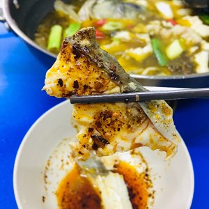 The practice measure of the fish of pickled Chinese cabbage that can drink boiling water 24