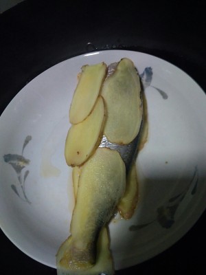 Steamed yellow croaker of the child (which to eat to was not pricked) practice measure 5