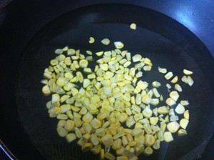 The practice measure of salad of tuna potato mud 6