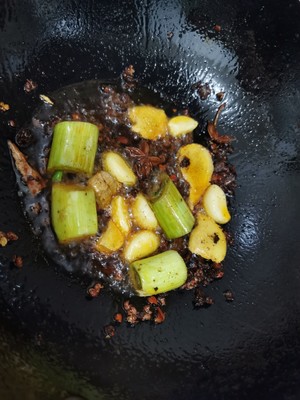 The practice measure of fish of small impurities of braise in soy sauce 6