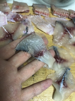 魚の魚の白菜漬けの魚〜スライスのチュートリアルを沸騰させる水 巻き付いている魚肉の、「> </li> <li class = 