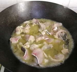 Fish of pickled Chinese cabbage of the daily life of a family (snakeheaded fish) practice measure 11