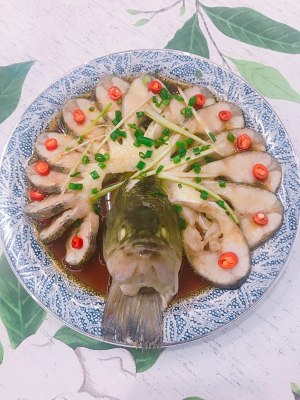 The daily life of a family is delicate, fish of spread its tail (steamed weever) practice measure 5