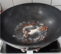 The practice measure of fish of Chinese toon of crackling of a condiment made of roast prickly ash and salt 4