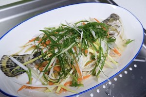 The practice measure of fish of quick worker steamed sweet-scented osmanthus 8