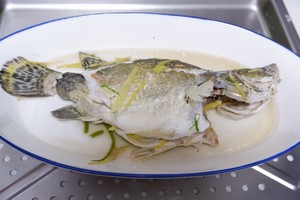The practice measure of fish of quick worker steamed sweet-scented osmanthus 5