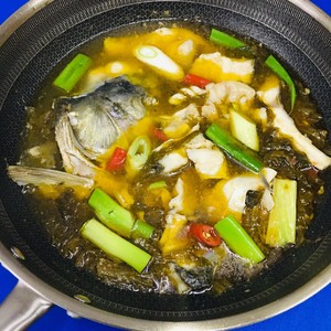 The practice measure of the fish of pickled Chinese cabbage that can drink boiling water 22