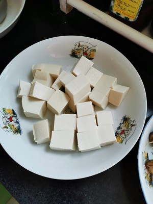 The practice measure of soup of bean curd of tomato of yellow bone fish 2