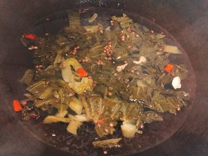 The fish of pickled Chinese cabbage of the daily life of a family of Cantonese version (dish of quick worker go with rice) practice measure 6