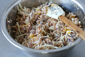 The practice measure of aroma tuna biscuit 3
