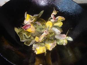 The practice measure of the yellow stickleback bean curd that stew 3