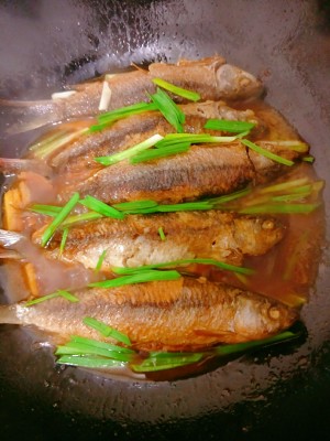 The practice measure of fish of delicious small impurities 4