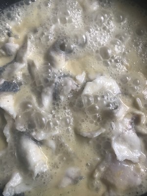 The practice measure of fish of boiler of boil in water for a while 17