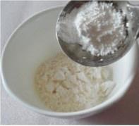 The practice measure of fish of Chinese toon of crackling of a condiment made of roast prickly ash and salt 2