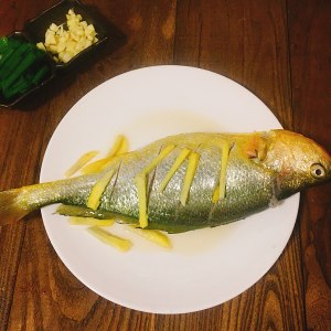 Steamed yellow croaker (the evaporate fish method that won't make mistake) practice measure 2