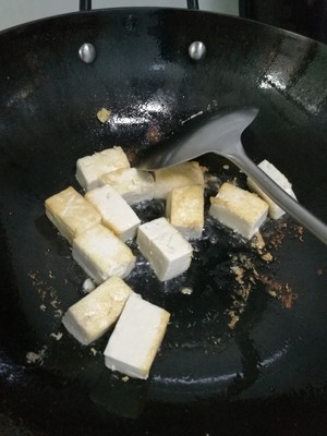 Meet bean curd fish to bump when bean curd piece [seafood plays a side] practice measure 4
