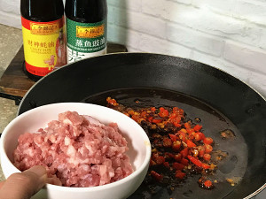 Fish of sauce of fresh sweet pork, annual and superabundant practice measure 5