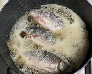 Should be to comparative fish bone of head of filling calcium fishbone together OK chew " fish of carapace of scamper small crucian carp " practice measure 4