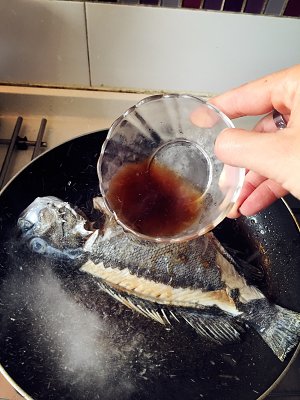 The practice measure that hall Mom teachs you fish of braise in soy sauce 7