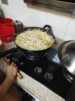 The practice measure of the fish of water of the daily life of a family that boil 5