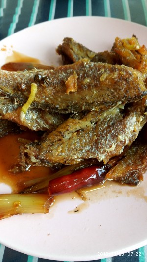 The practice measure of can of sweet crisp yellow croaker 7