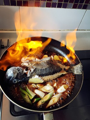 The practice measure that hall Mom teachs you fish of braise in soy sauce 12