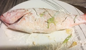 [dish of Chinese style the daily life of a family] the practice measure of fish of braise in soy sauce 1