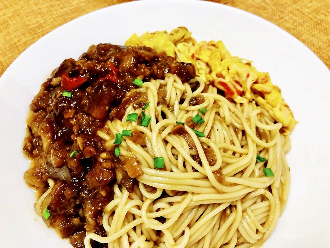 醤油添えのAu子麺（＆クラブクラブの卵焼き）