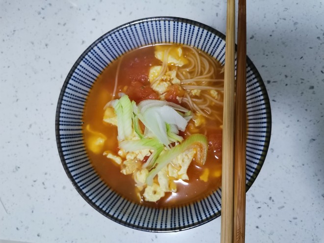 スープにトマト卵麺の練習、おいしい方法