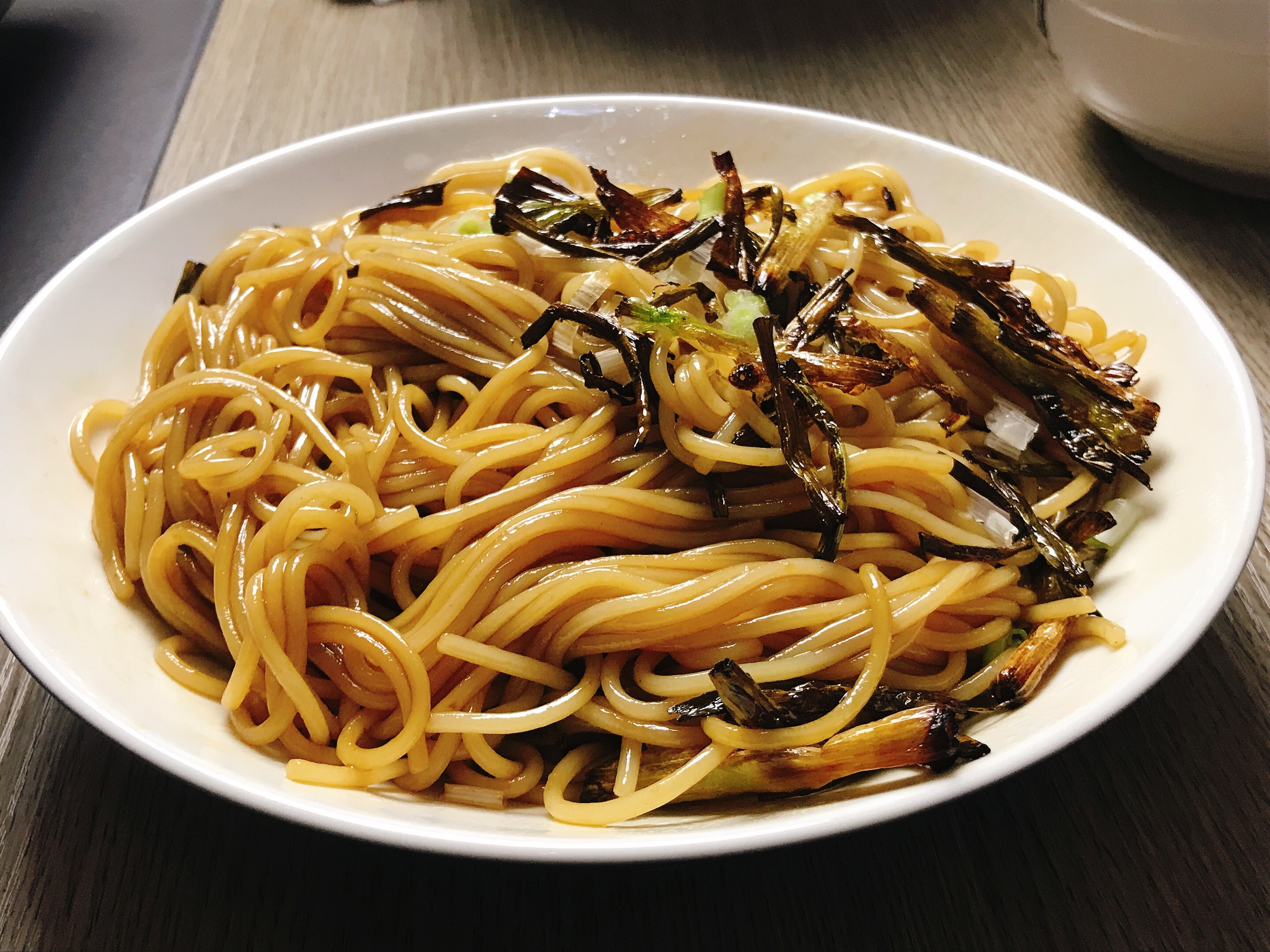 醤油を添えた緑色の油性麺の実践、醤油を添えた緑色の油性麺の美味しさ